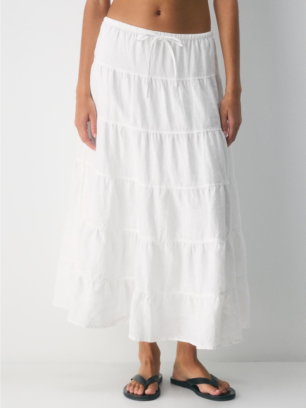 Aritzia Wilfred Bouquet Linen Maxi Skirt in white- medium